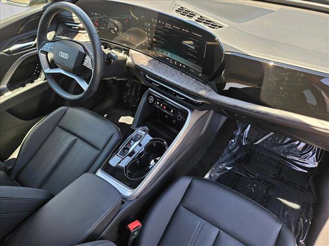 Used 2025 Audi Q5 Premium w/ Convenience Package AWD/4WD image 27