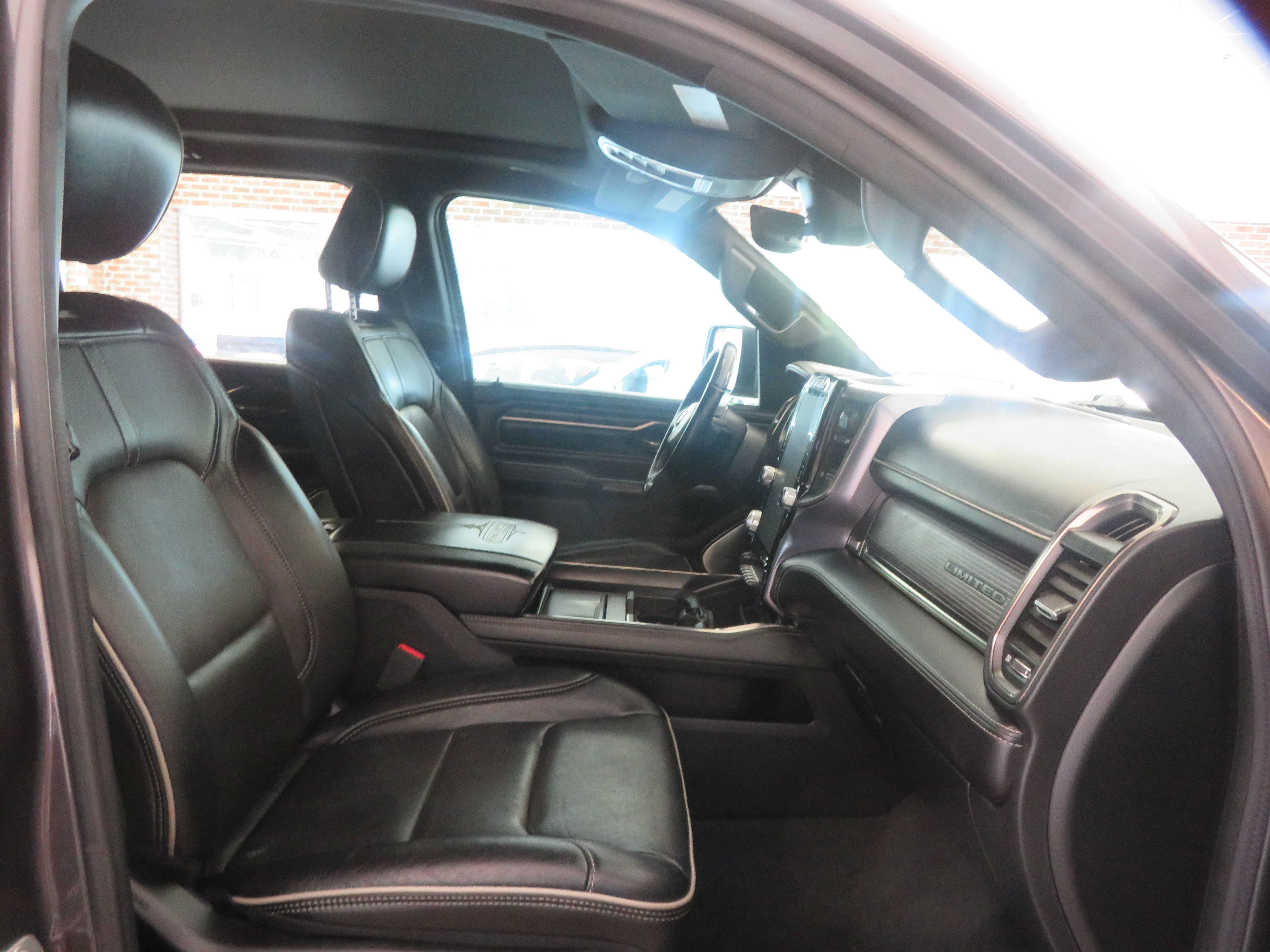 Used 2020 RAM 1500 Limited AWD/4WD image 25