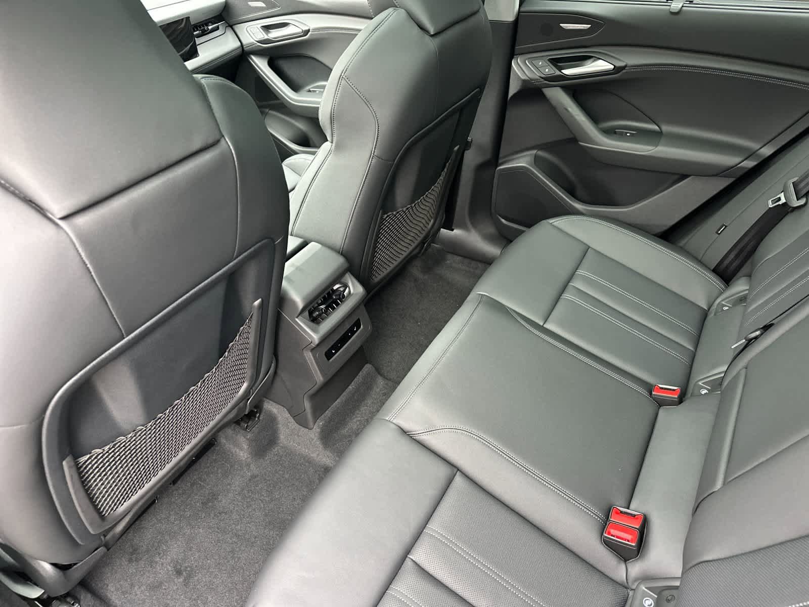 New 2025 Audi Q6 e-tron Premium Plus AWD/4WD image 4