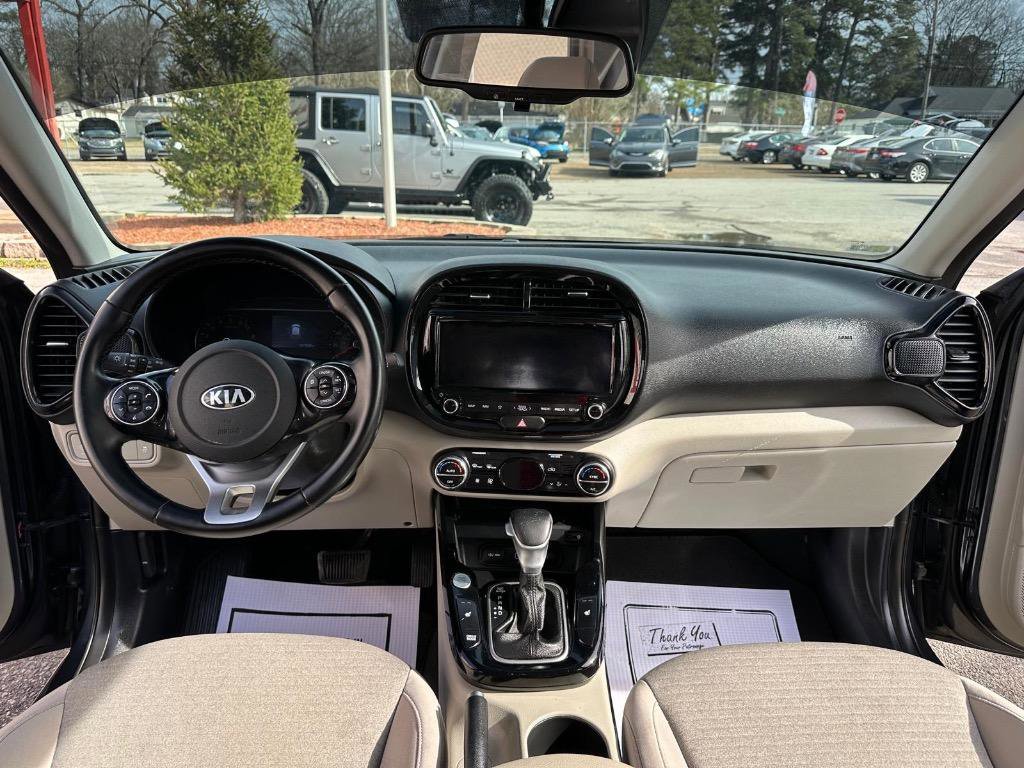 Used 2021 Kia Soul EX FWD image 31