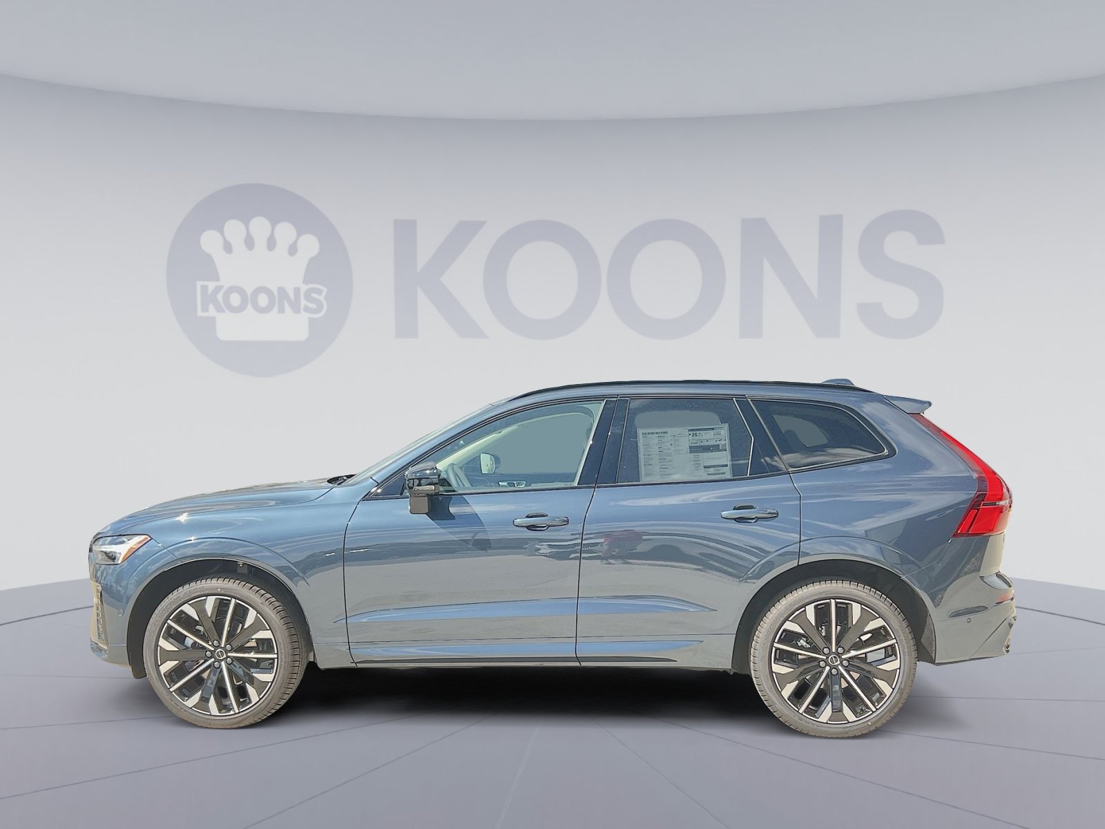 New 2026 Volvo XC60 B5 Ultra w/ Climate Package AWD/4WD image 2