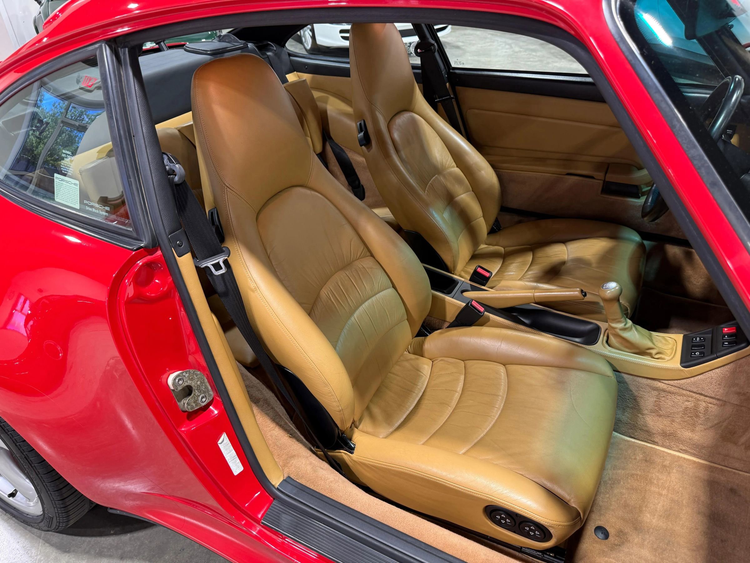Used 1996 Porsche 911 Turbo RWD image 48