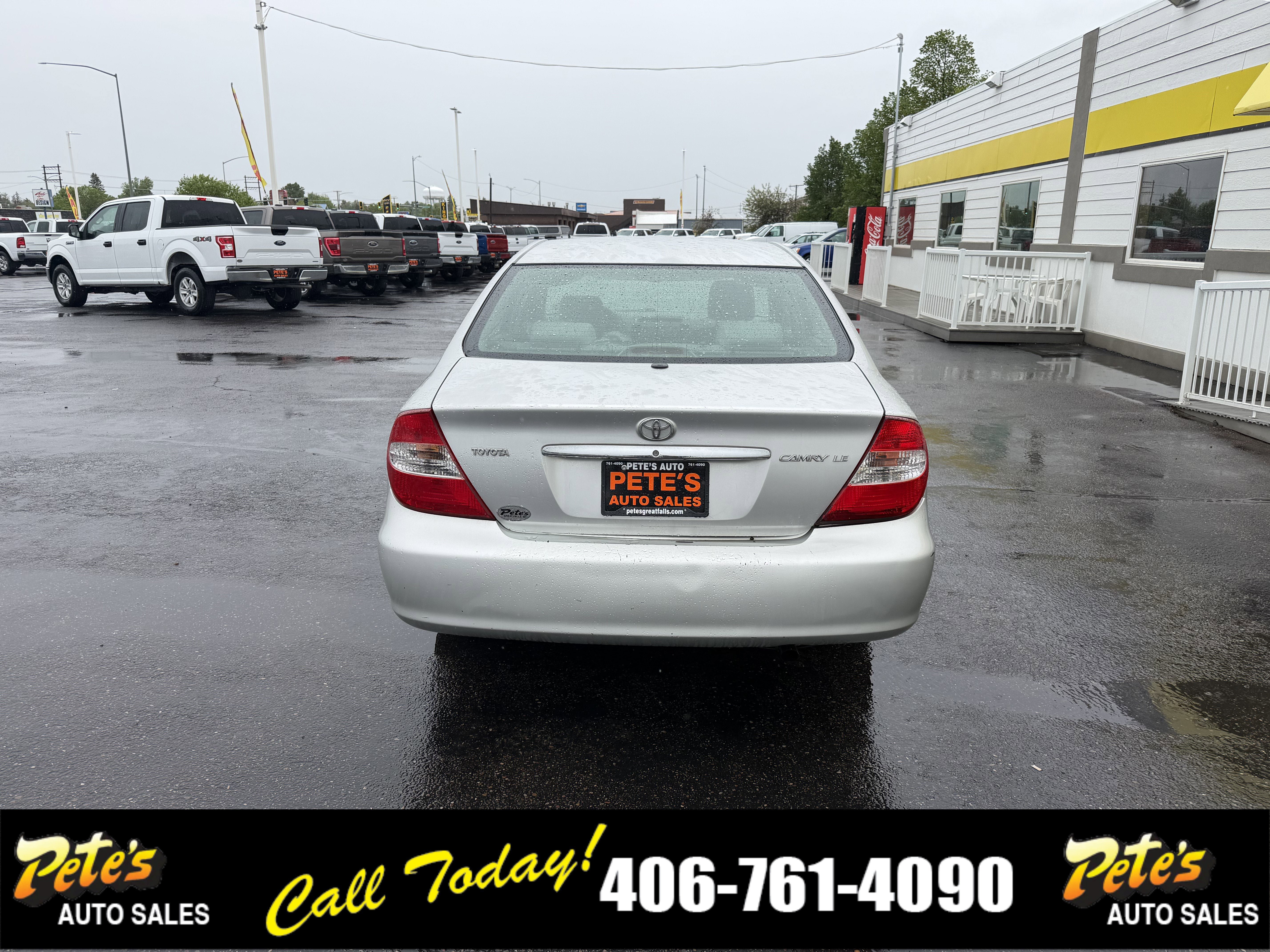 Used 2002 Toyota Camry SE FWD image 3