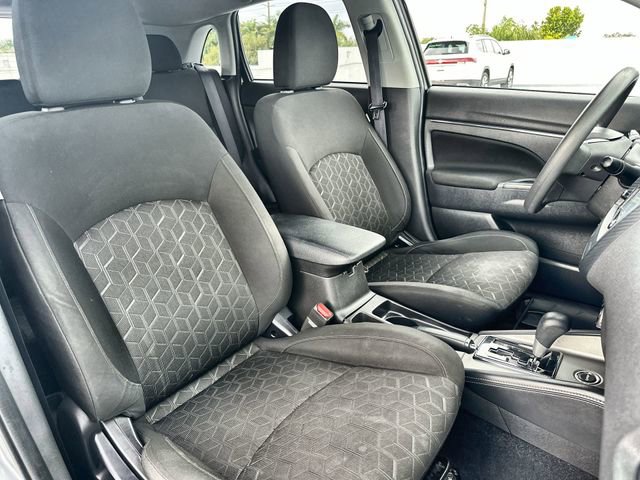 Used 2023 Mitsubishi Outlander Sport AWD image 28