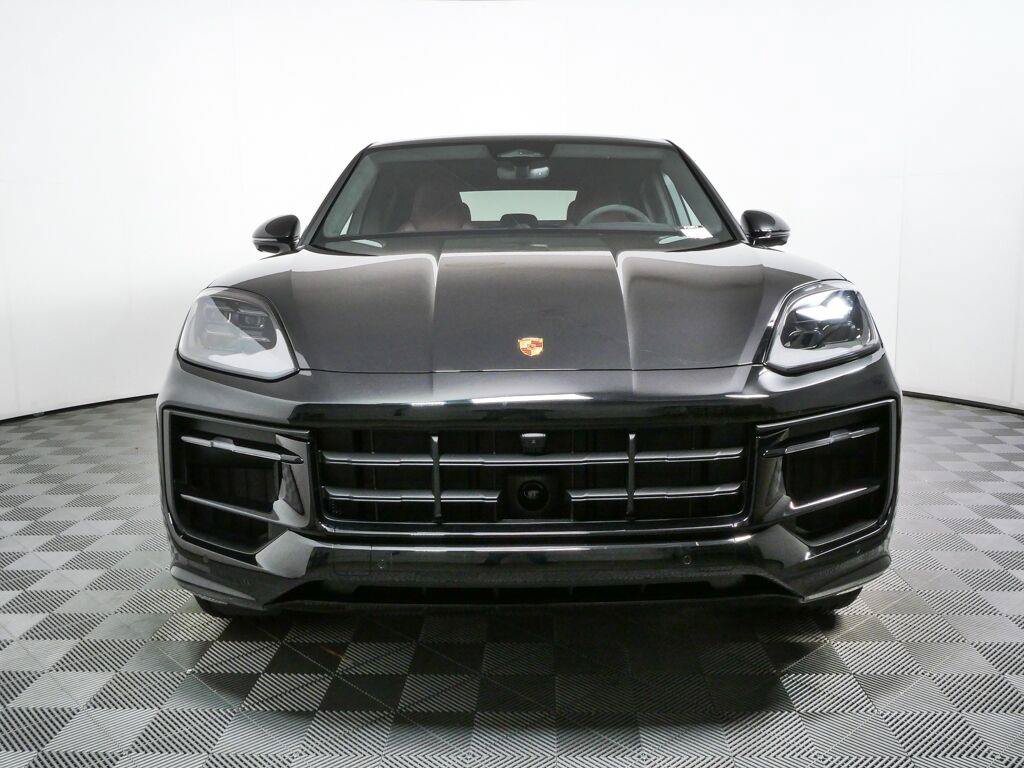 New 2026 Porsche Cayenne GTS AWD/4WD image 36