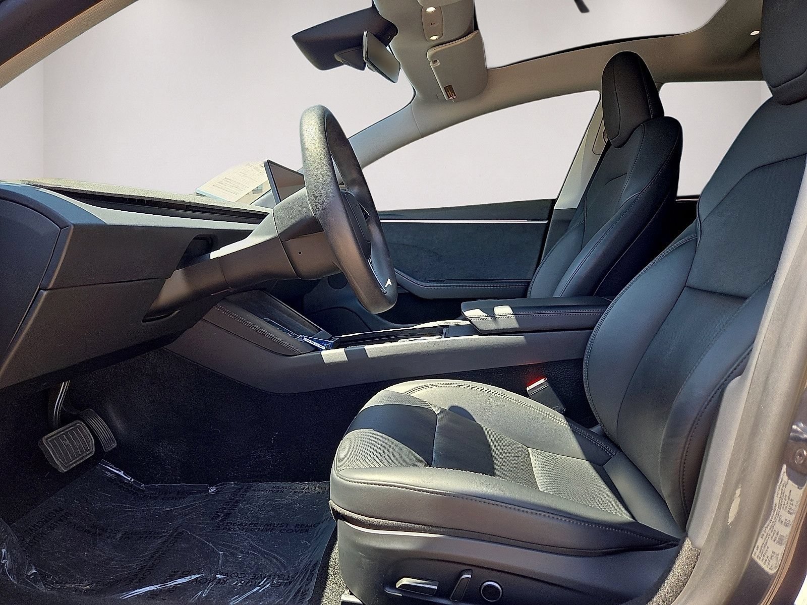 Used 2025 Tesla Model 3 Long Range AWD/4WD image 23