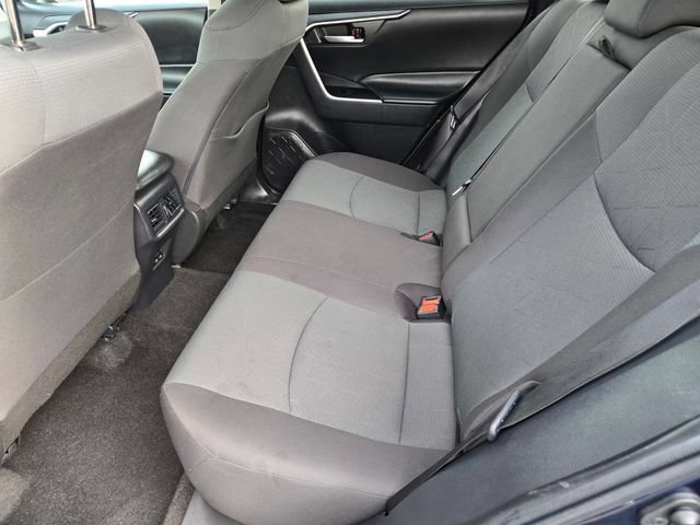 Used 2025 Toyota RAV4 XLE AWD/4WD image 15