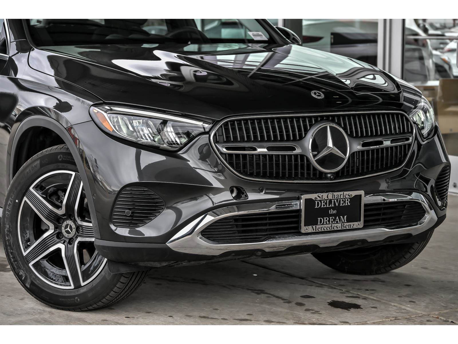 Certified 2026 Mercedes-Benz GLC 300 4MATIC image 2
