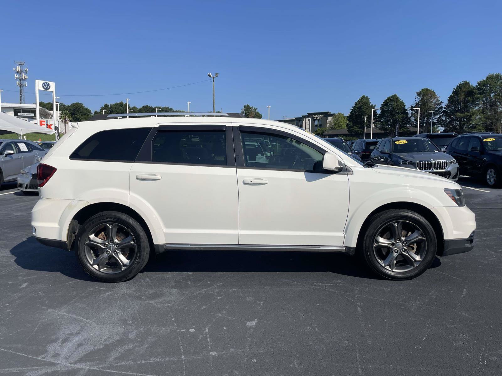 Used 2016 Dodge Journey Crossroad FWD image 8