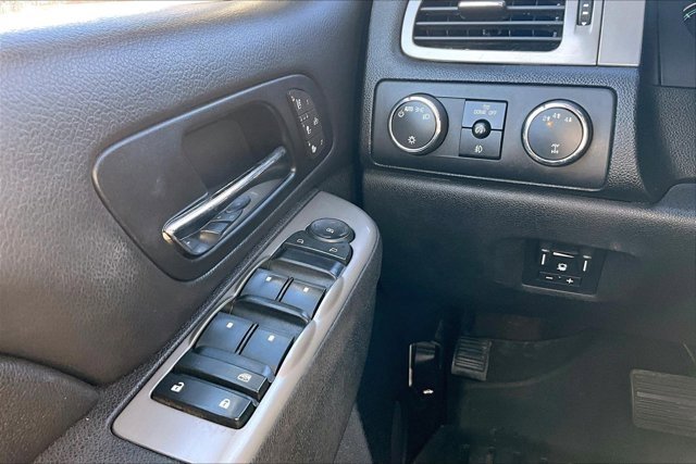 Used 2013 Chevrolet Silverado 3500 LTZ w/ LTZ Plus Package image 15