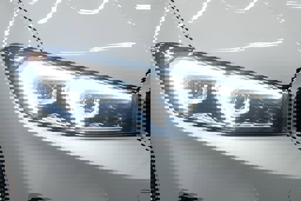 Used 2024 BMW 330i xDrive Sedan w/ Convenience Package image 42