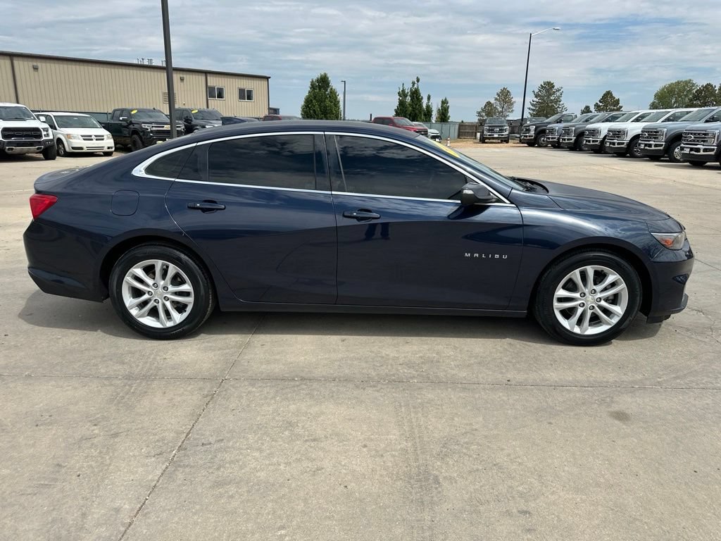 Certified 2017 Chevrolet Malibu LT w/ Leather Package FWD image 33