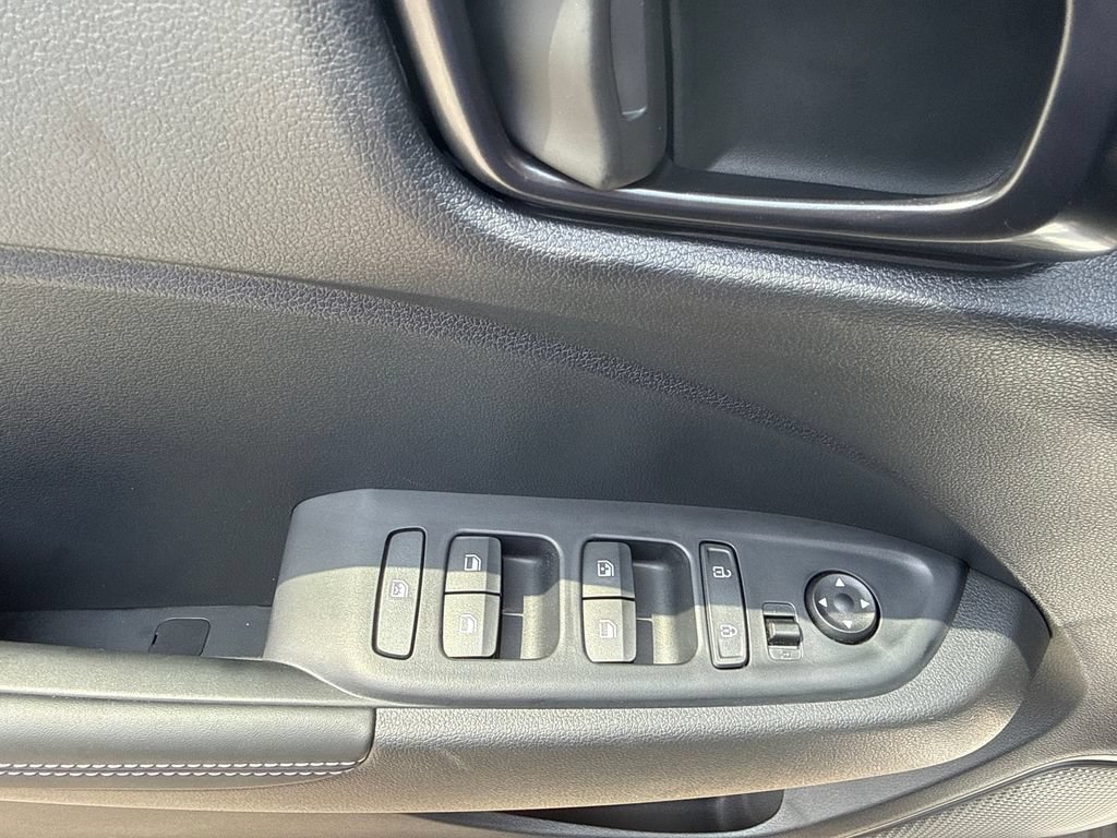 New 2026 Hyundai Venue SEL FWD image 12