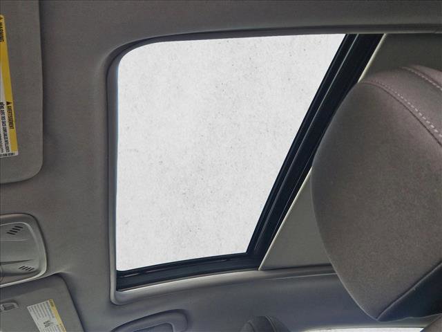 Used 2023 Chevrolet Malibu LT image 15