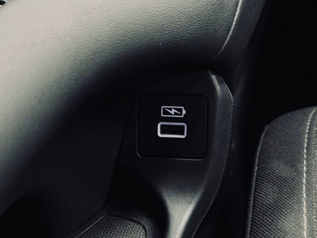 Used 2023 Honda HR-V LX image 29