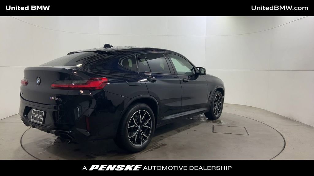 Certified 2024 BMW X4 M40i image 8