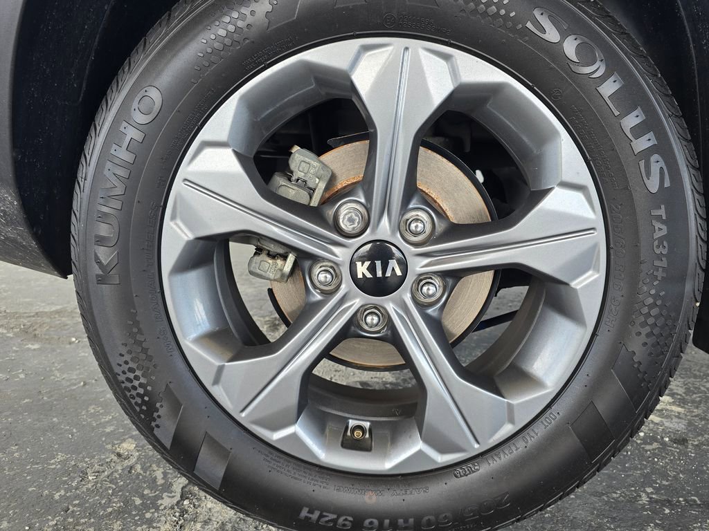 Used 2021 Kia Seltos LX image 38