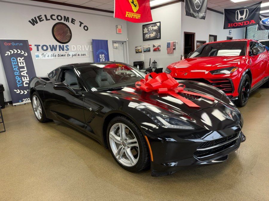 Used 2016 Chevrolet Corvette Stingray Coupe w/ Battery Protection Package RWD image 12