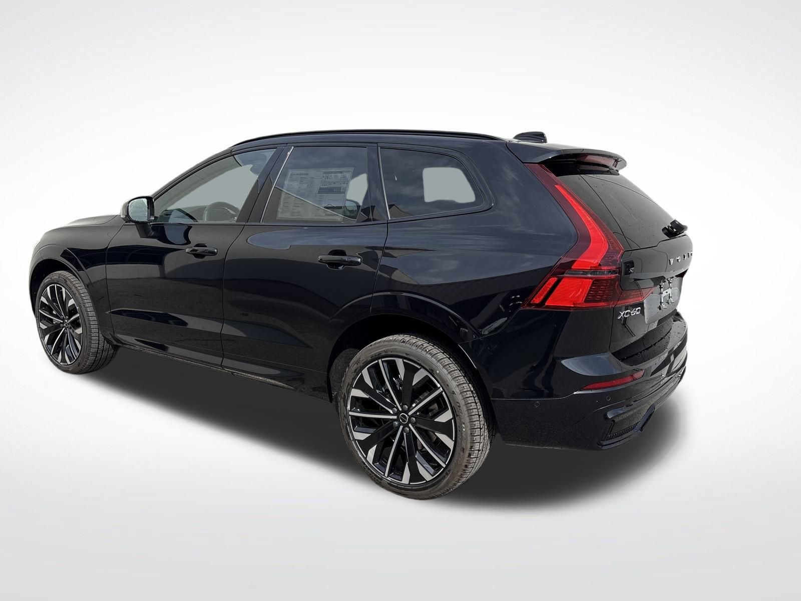 New 2026 Volvo XC60 B5 Ultra w/ Climate Package image 3