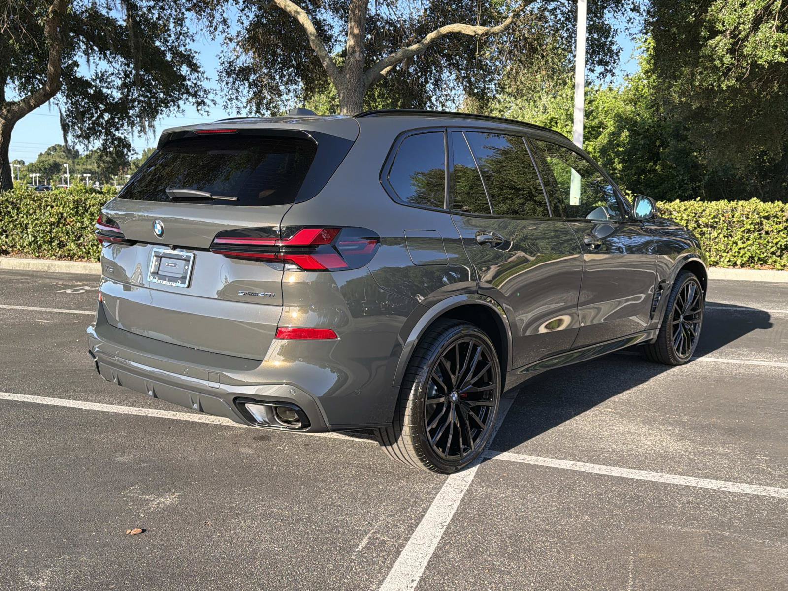 New 2026 BMW X5 sDrive40i w/ M Sport Package RWD image 4