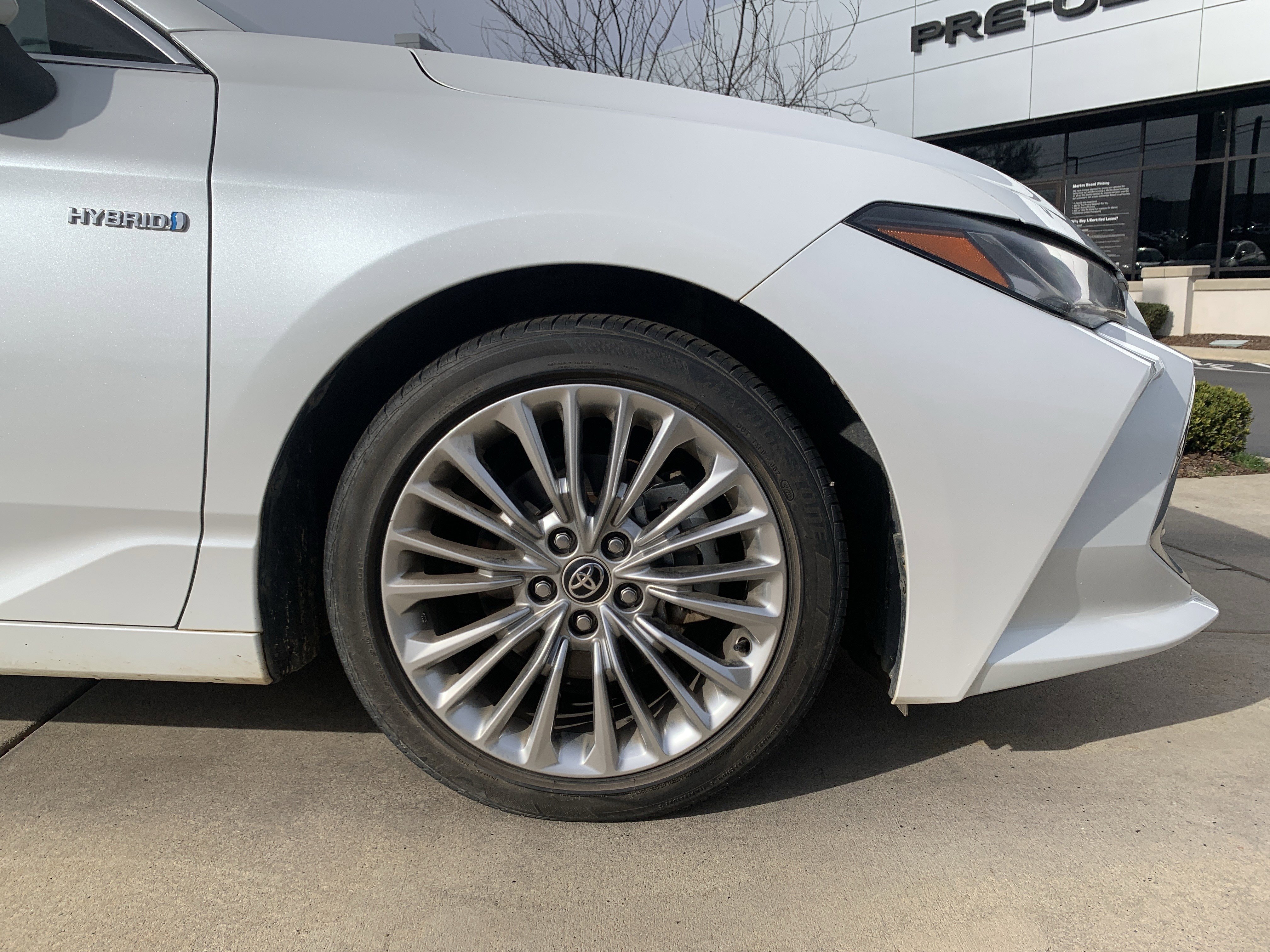 Used 2021 Toyota Avalon Limited w/ Advanced Safety Package image 13