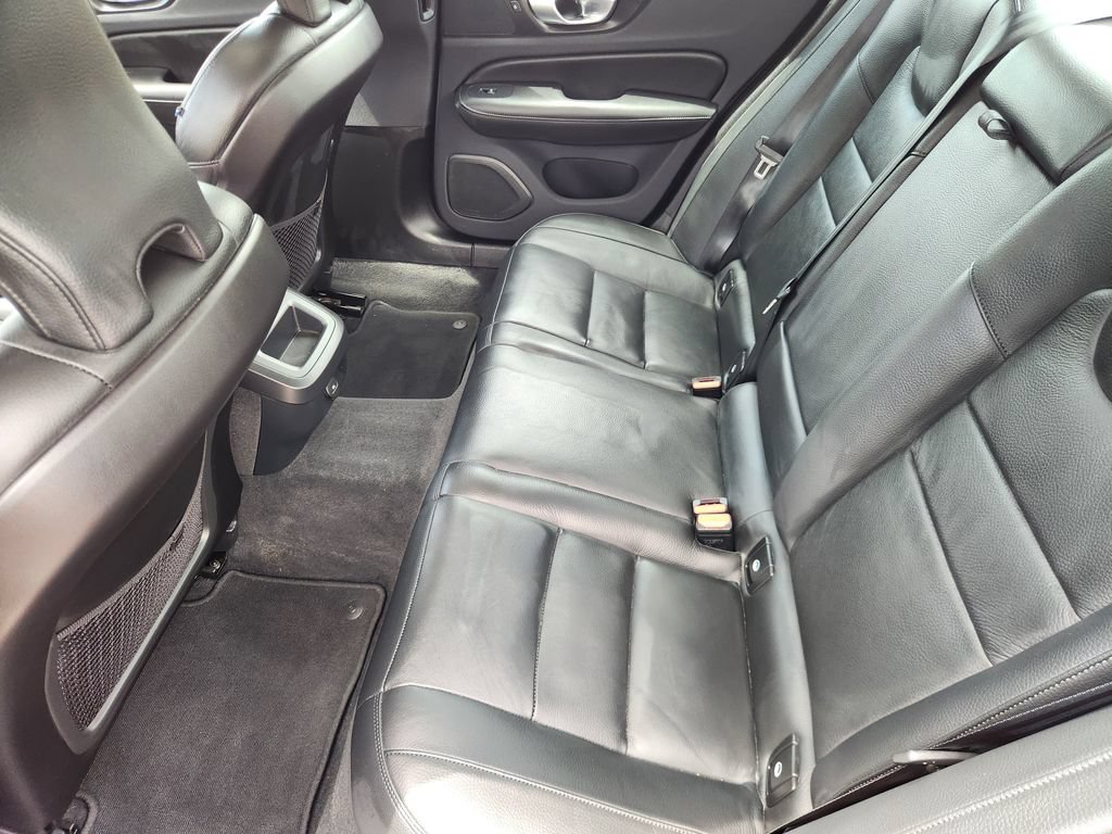 Certified 2024 Volvo S60 B5 Plus AWD/4WD image 11