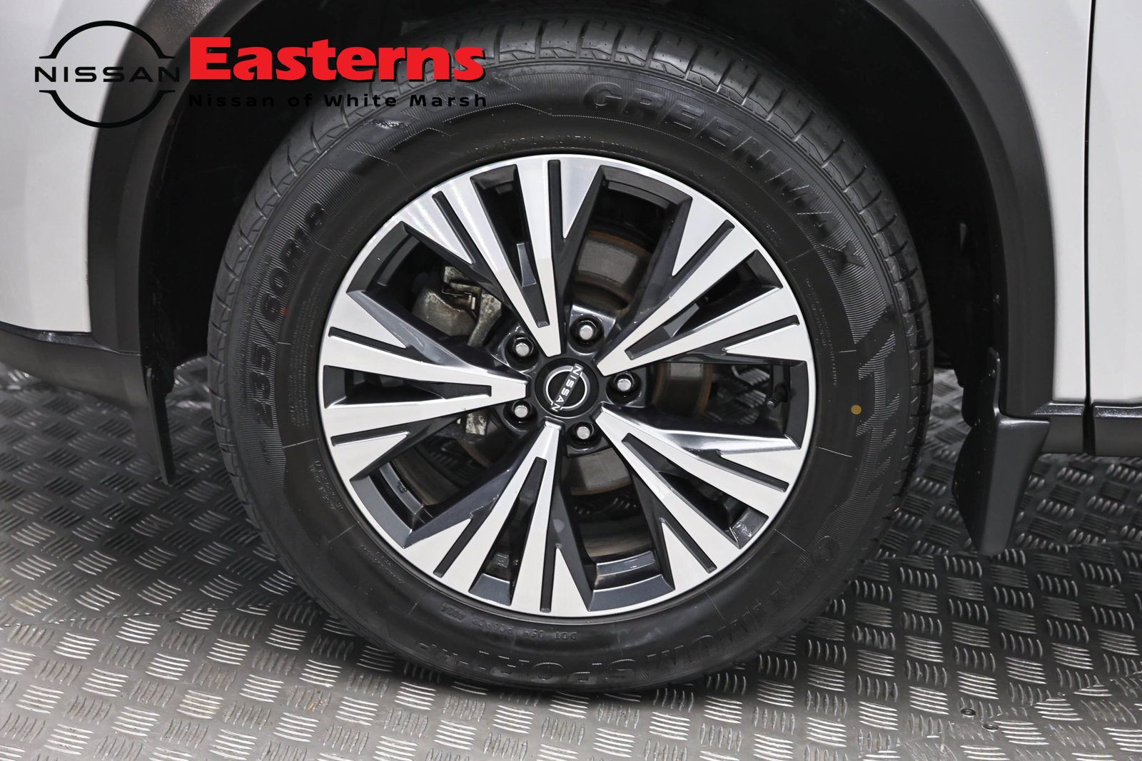 Used 2023 Nissan Rogue SV AWD/4WD image 32