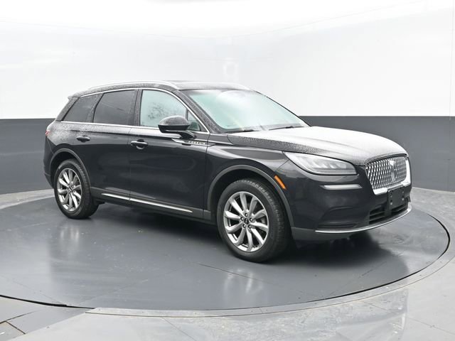 Used 2022 Lincoln Corsair AWD w/ Premium Package image 3