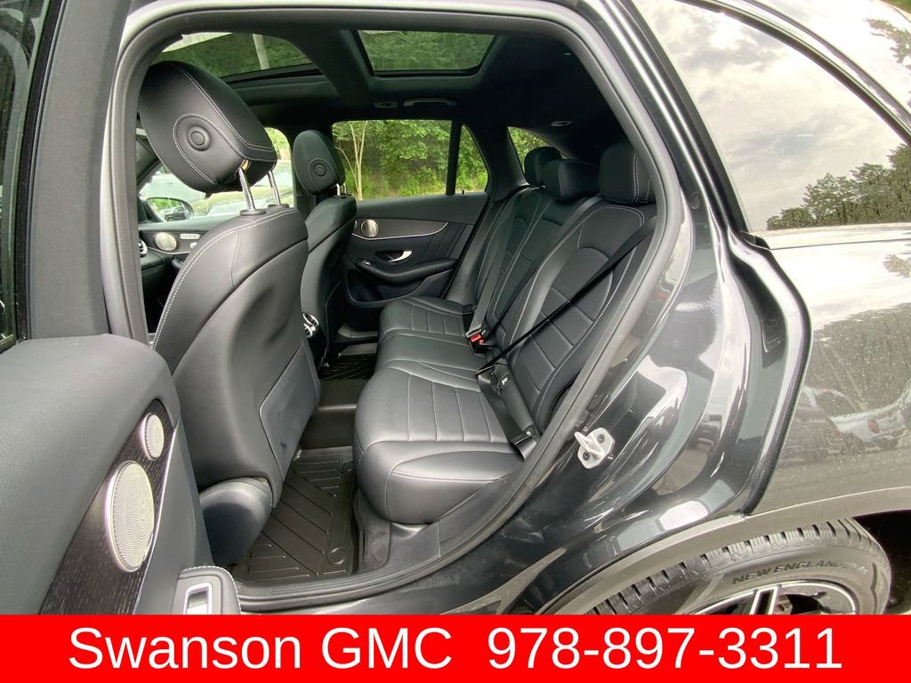 Used 2021 Mercedes-Benz GLC 300 4MATIC w/ AMG Line image 26