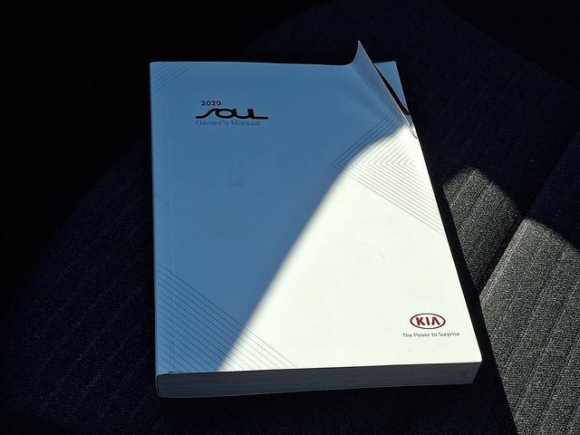 Used 2020 Kia Soul S FWD image 27