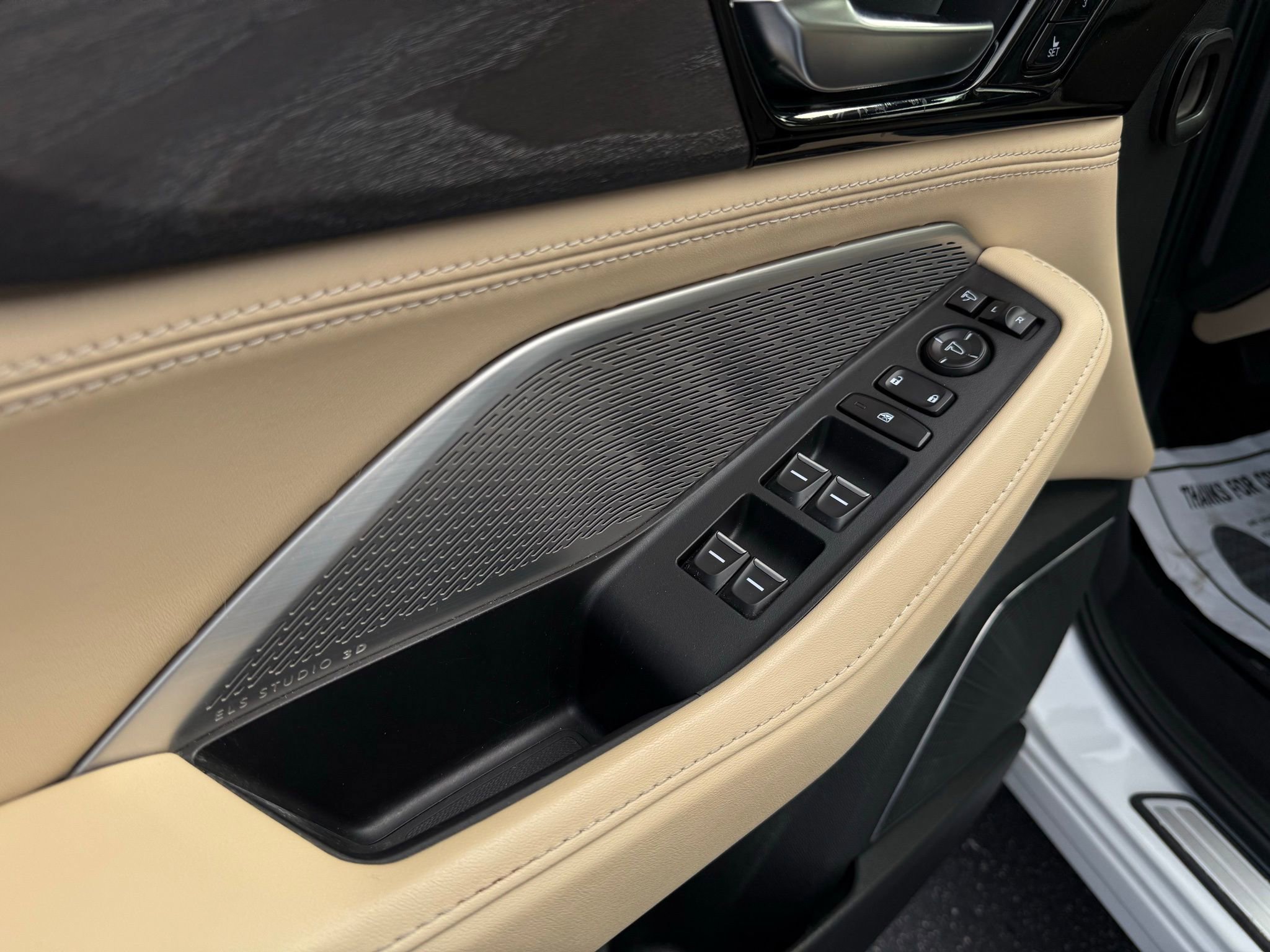 Used 2022 Acura MDX SH-AWD w/ Advance Package image 34