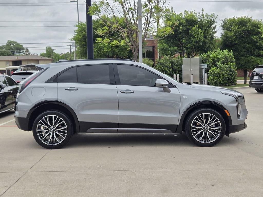 Used 2024 Cadillac XT4 Sport FWD image 7