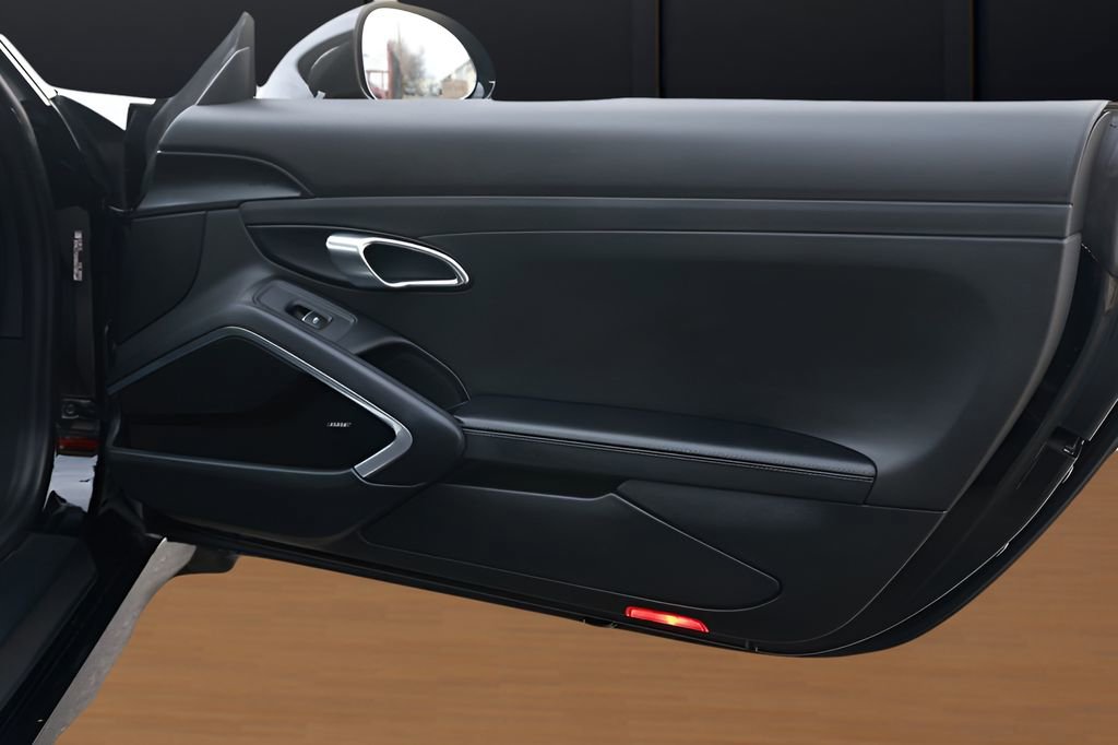 Used 2017 Porsche 911 Carrera S image 17