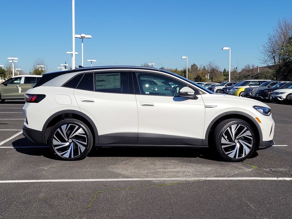 New 2026 Volkswagen ID.4 Pro S Plus AWD/4WD image 4