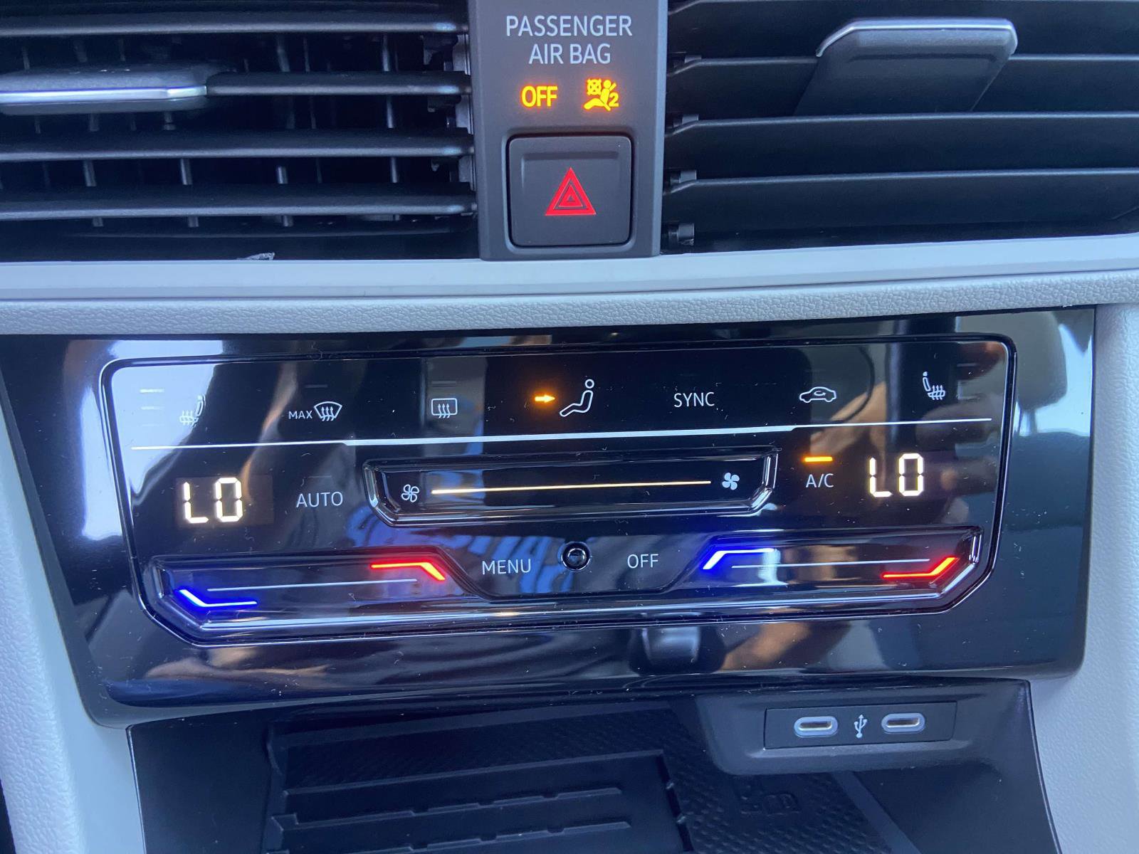 New 2026 Volkswagen Jetta SE FWD image 27