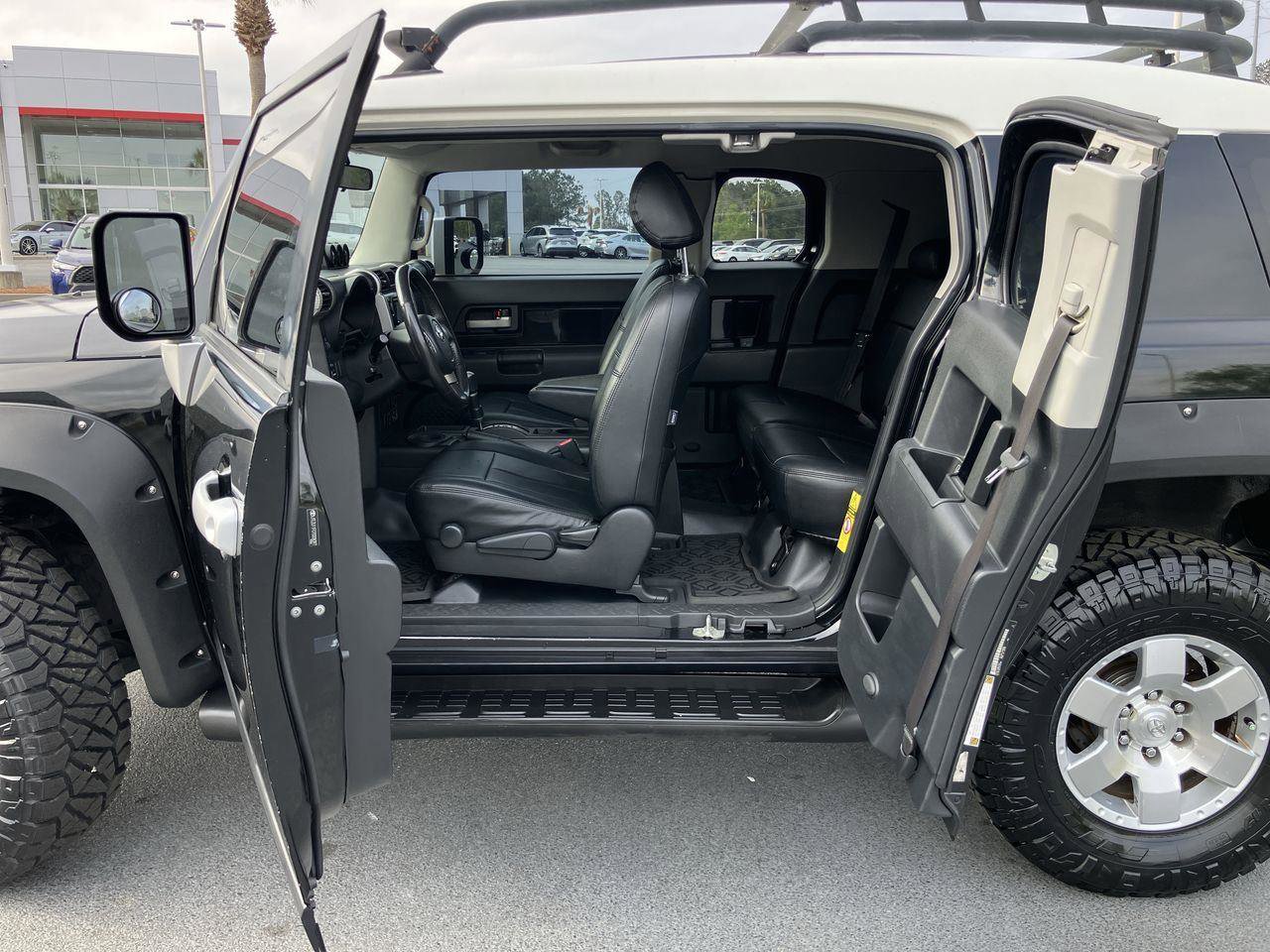 Used 2007 Toyota FJ Cruiser 2WD image 22
