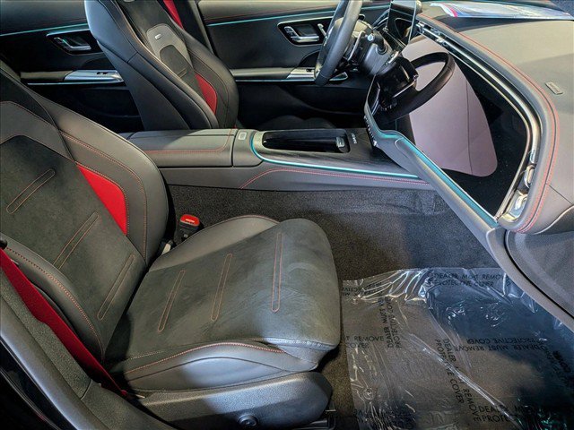 Certified 2026 Mercedes-Benz E 53 AMG e 4MATIC Sedan image 22