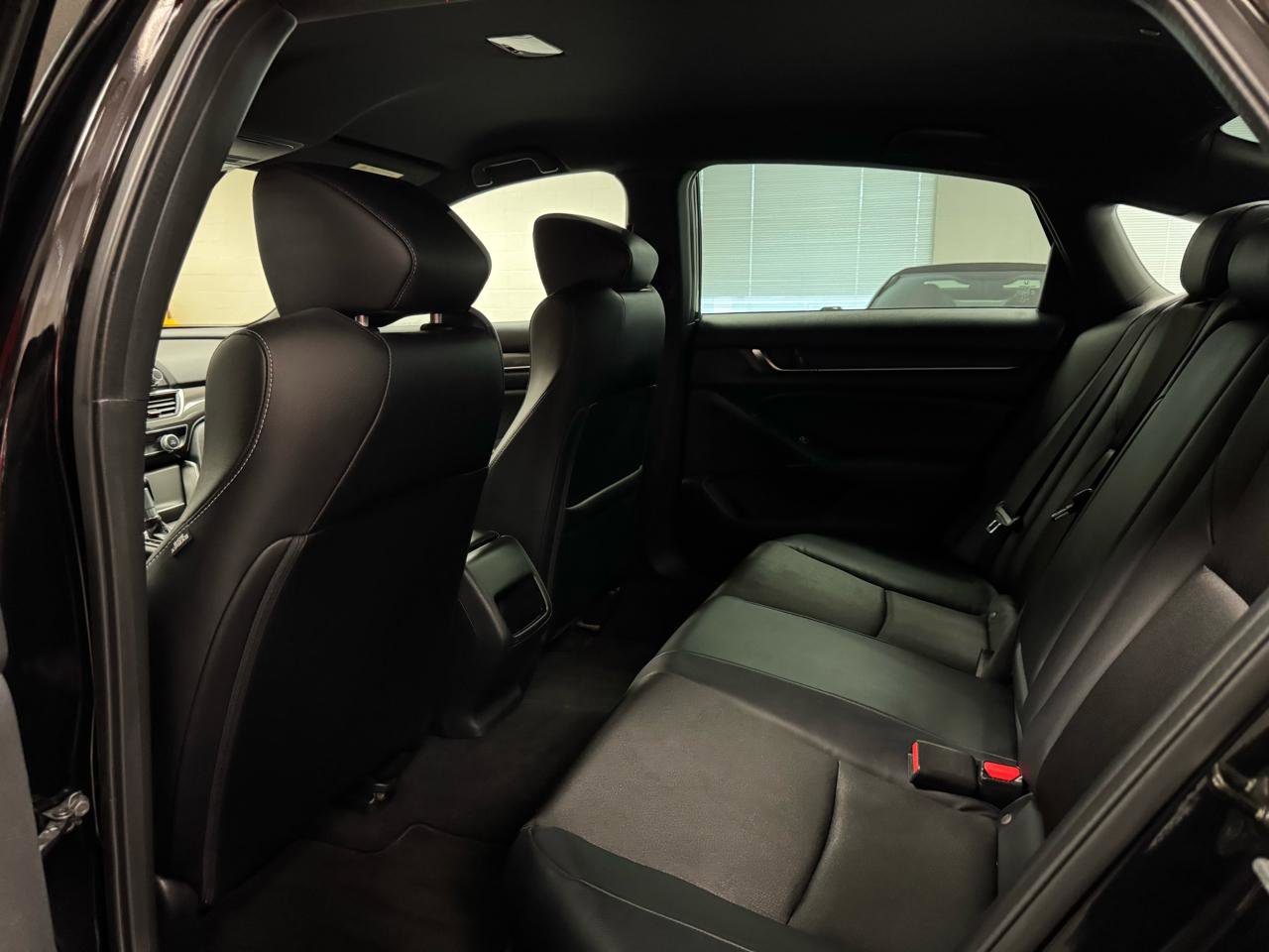 Used 2018 Honda Accord Sport image 25