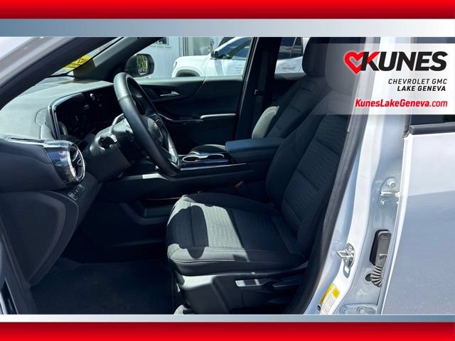 Used 2025 Chevrolet Equinox LT AWD/4WD image 11