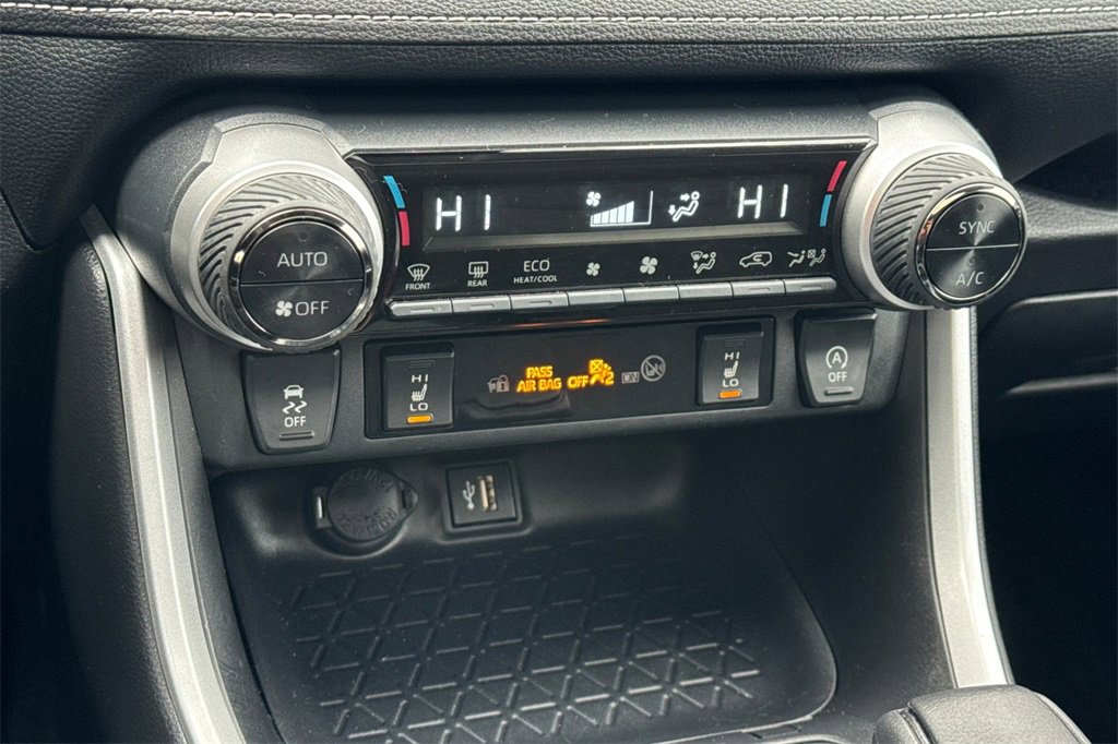 Certified 2024 Toyota RAV4 XLE w/ Convenience Package image 19