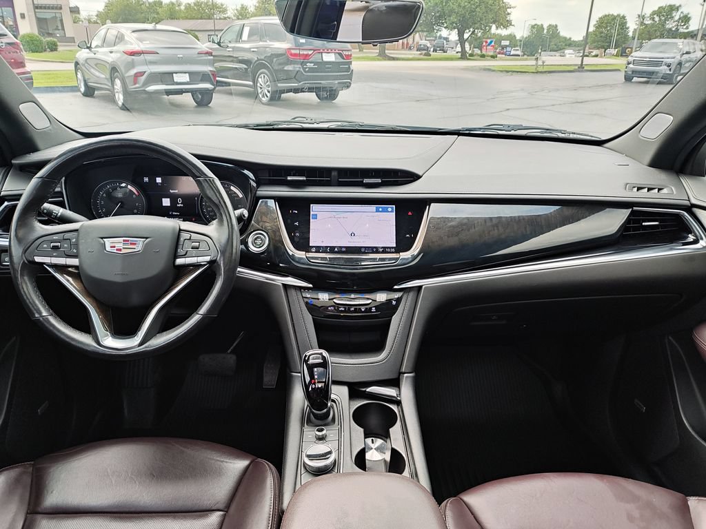 Used 2022 Cadillac XT6 Premium Luxury w/ Technology Package AWD/4WD image 15
