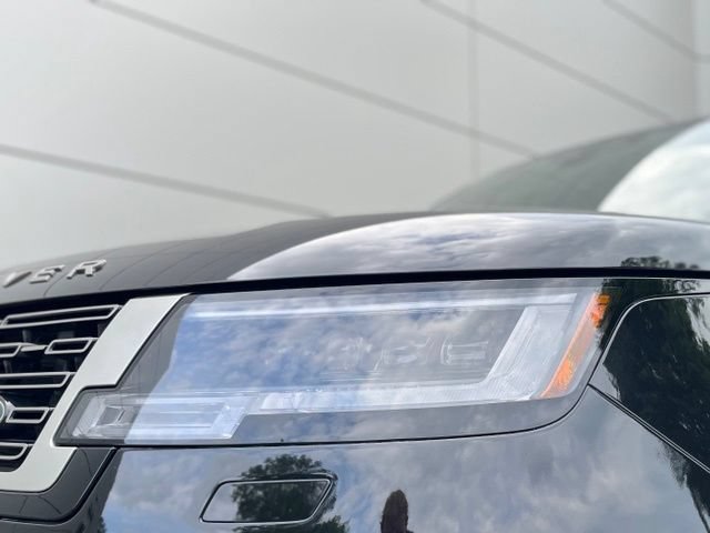 Used 2024 Land Rover Range Rover SE AWD/4WD image 11
