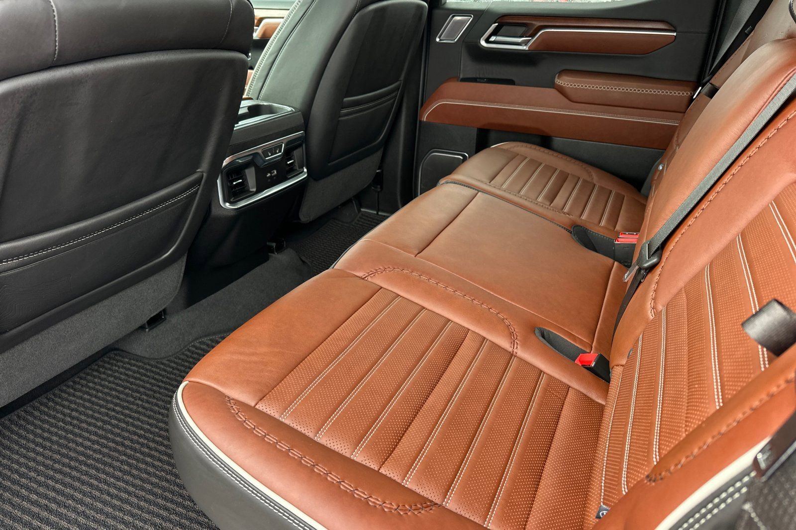 Used 2023 GMC Sierra 1500 Denali Ultimate image 12