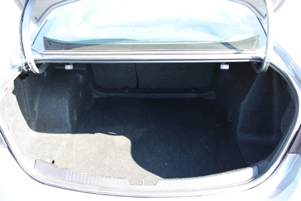 Used 2024 Chevrolet Malibu LT image 13