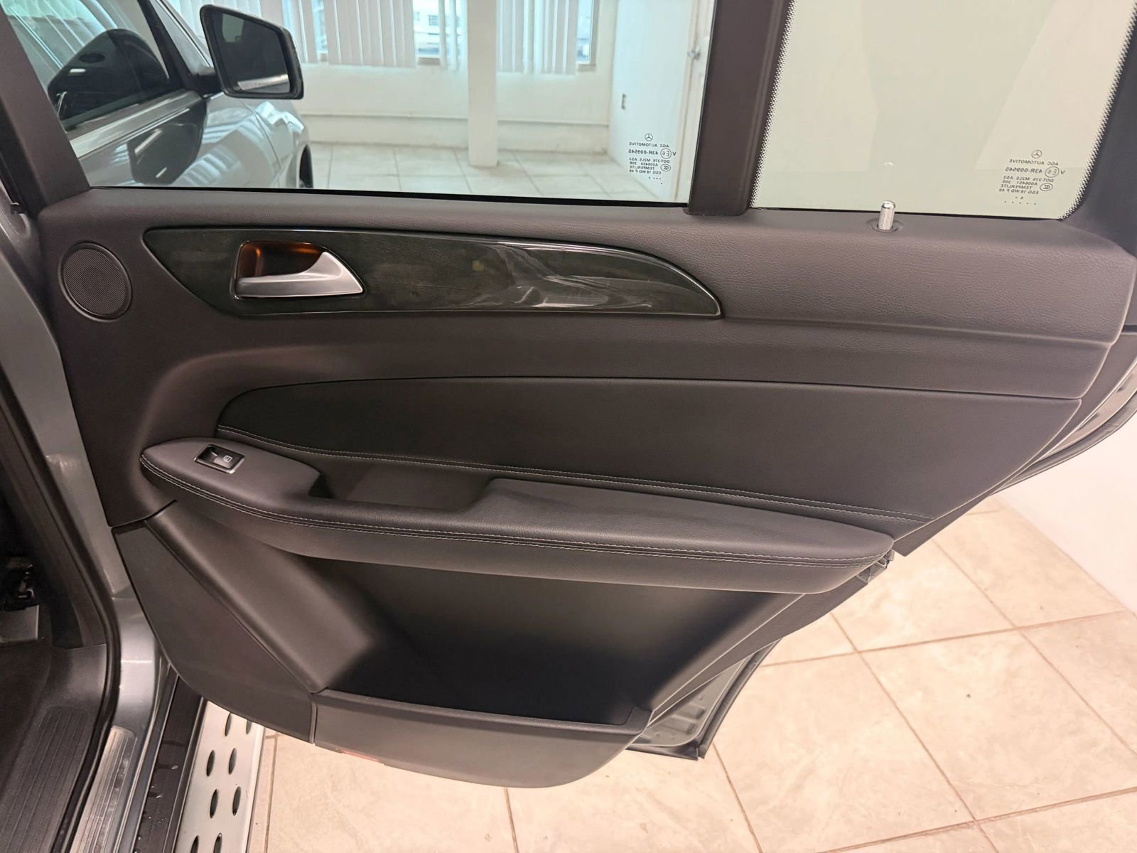 Used 2017 Mercedes-Benz GLS 450 4MATIC w/ Premium Package image 19