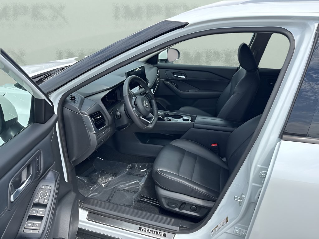 Used 2024 Nissan Rogue SL w/ SL Premium Package AWD/4WD image 9