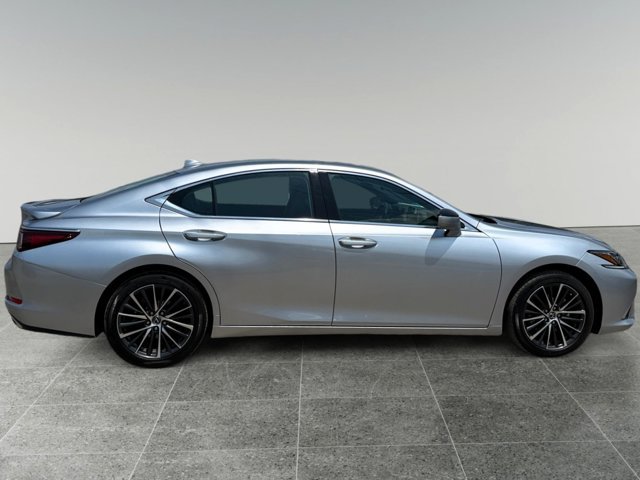 Used 2023 Lexus ES 350 w/ Premium Package FWD image 6
