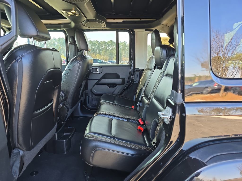 Used 2021 Jeep Wrangler Unlimited Sahara image 19