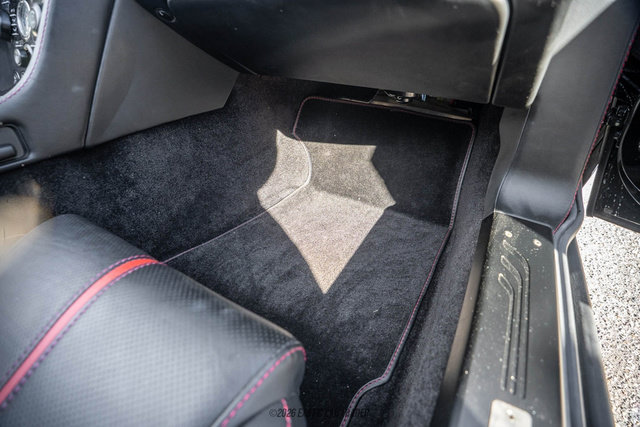 Used 2015 Aston Martin V8 Vantage GT RWD image 54