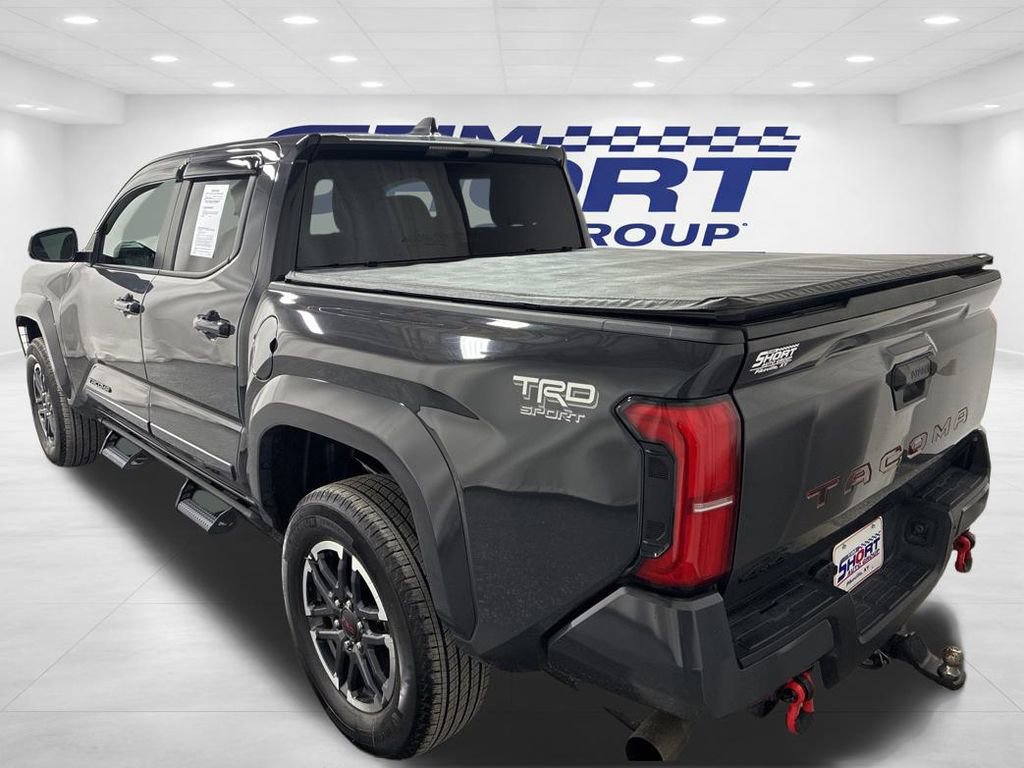 Used 2025 Toyota Tacoma TRD Sport image 9